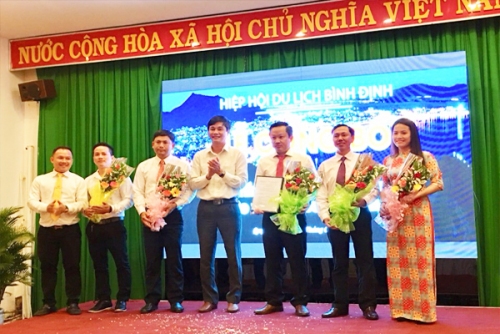 Bình Định ra mắt Chi hội Hướng dẫn viên du lịch