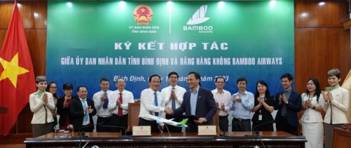 Bình Định và Bamboo Airways hợp tác phát triển du lịch